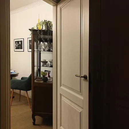 Old Town On Quiet Private Street Lägenhet *