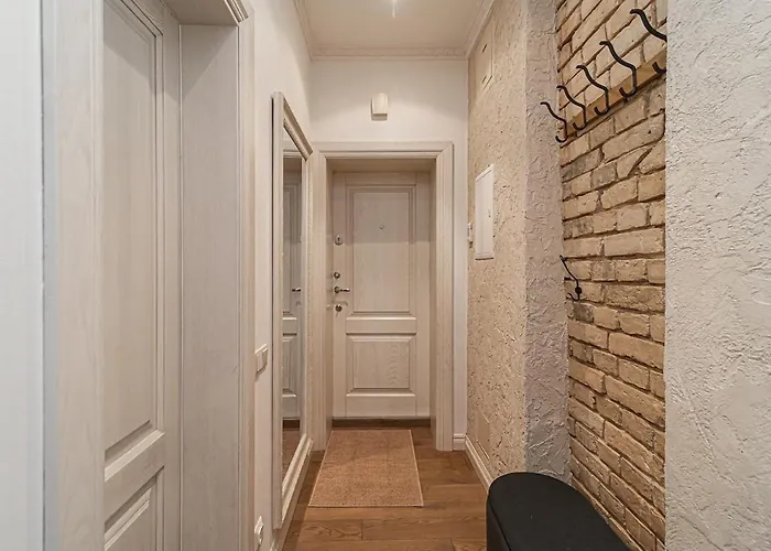 Old Town On Quiet Private Street